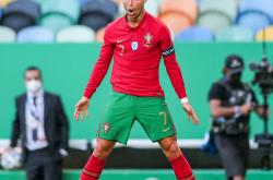 英雄联盟总决赛直播-包含巴塞罗那大胜利物浦，梅西再献戏码的词条