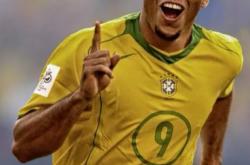 英雄联盟总决赛时间-足球新星在南美洲杯赛中崭露头角