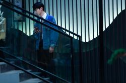 英雄联盟总决赛直播-隔空对话的绝杀之夜，山西惊雷震动CBA，东契奇神殿加冕独行侠