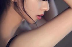 英雄联盟总决赛直播-绝境突围，前F2冠军布鲁诺F1新赛季揭幕战封神夜