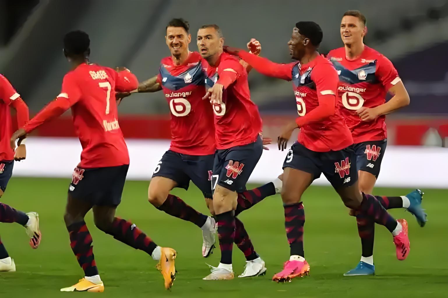 关于利兹联客场惨败布莱顿,失去不败纪录的信息 关于利兹联客场惨败布莱顿,失去不败纪录的信息