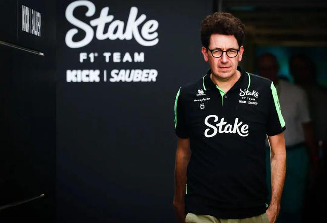 包含索伯车队翻盘梅赛德斯，阿隆索关键制胜的词条