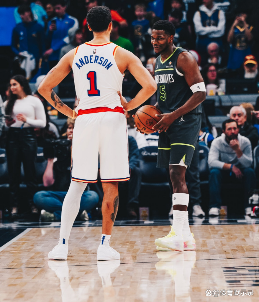 关于法国队横扫韩国队，郑思维状态火热的信息