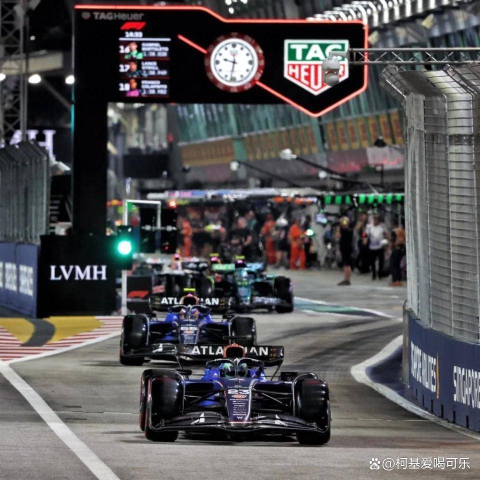 威廉姆斯逆转哈斯车队，塞恩斯惊艳四座