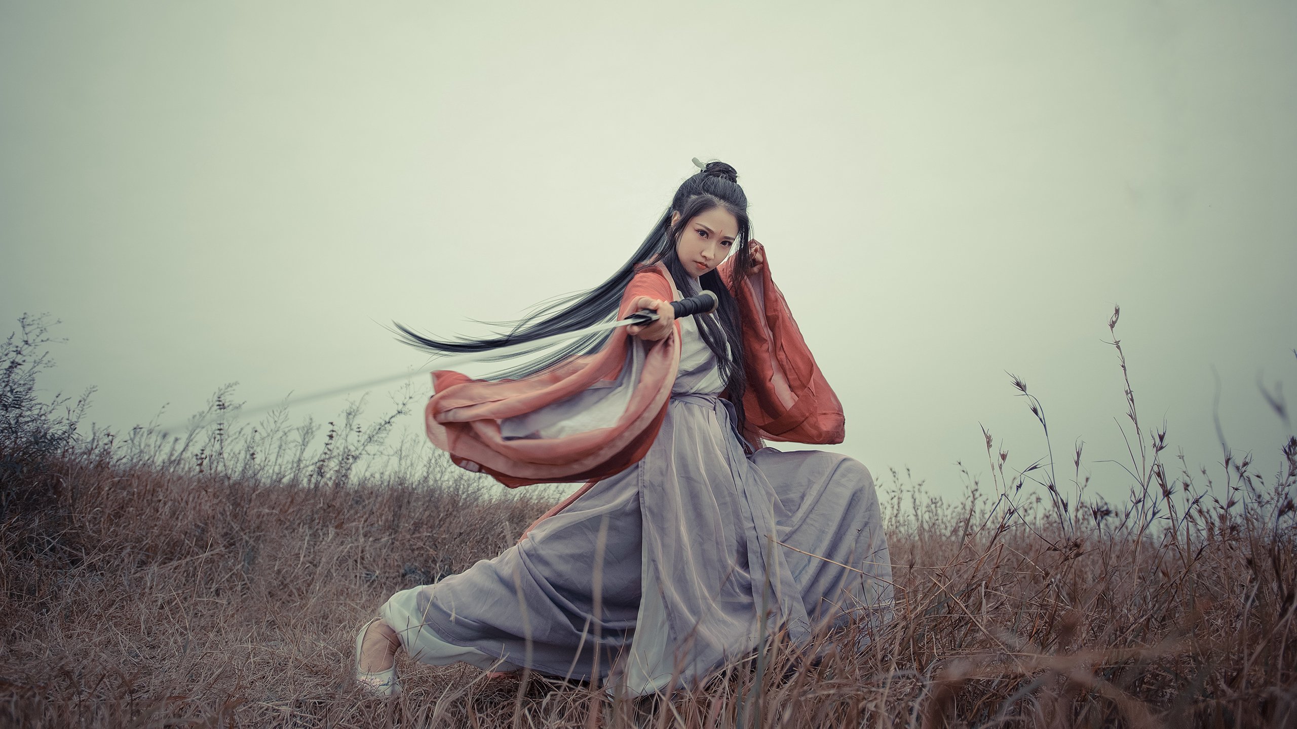 跨界风暴，深圳队篮球强压猛龙，欧文足球欧冠半决赛接管比赛