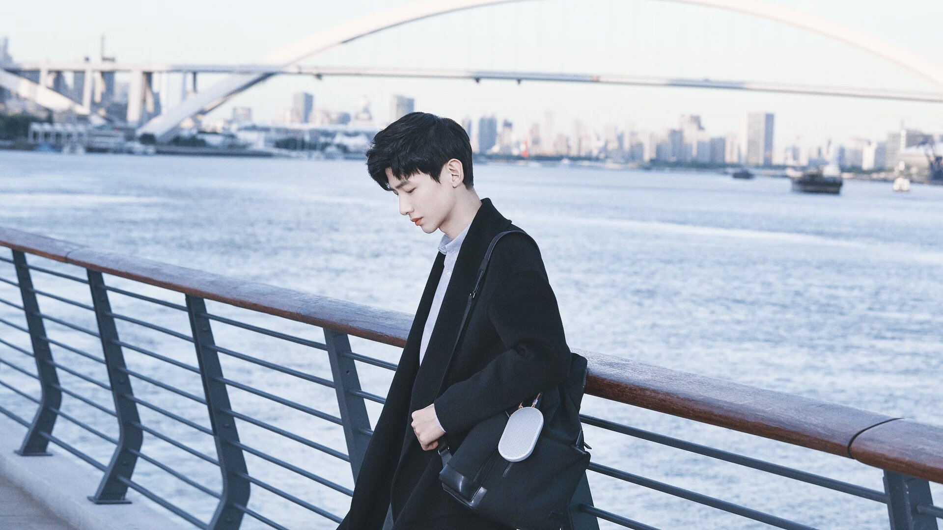 绿茵启示录，维尼修斯的天神下凡与塞维利亚的波兰铁骑碾压术